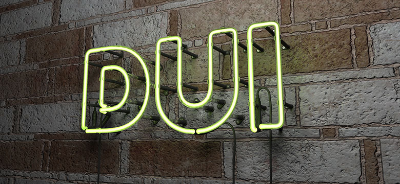 Neon-Sign-that-Says-DUI